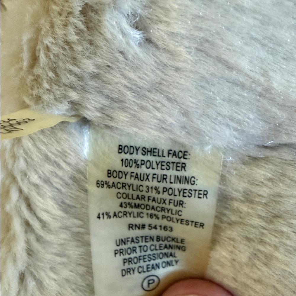 Calvin Klein Faux Fur Shearling Vest Beige Open Front M - Picture 9 of 9